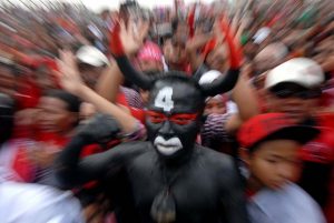 Kepercayaan Publik Kian Menurun, PDIP Diprediksi Tumbang di Pilgub Jateng dan Jatim