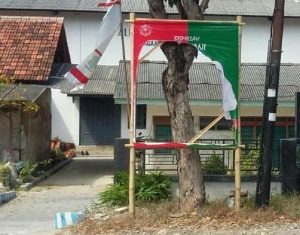 Baliho Fauzi-Eva Dirusak Kelompok Radikal Dan Pemecah Belah Umat