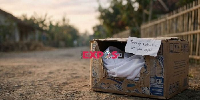 Tragedi Penemuan Bayi di Desa Tlambah Sampang Lokasi penemuan bayi perempuan meninggal dunia dalam kardus di Sampang Madura Jawa Timur.